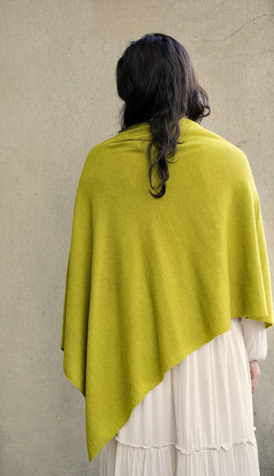 Dolma - Cashmere Poncho Peridot 