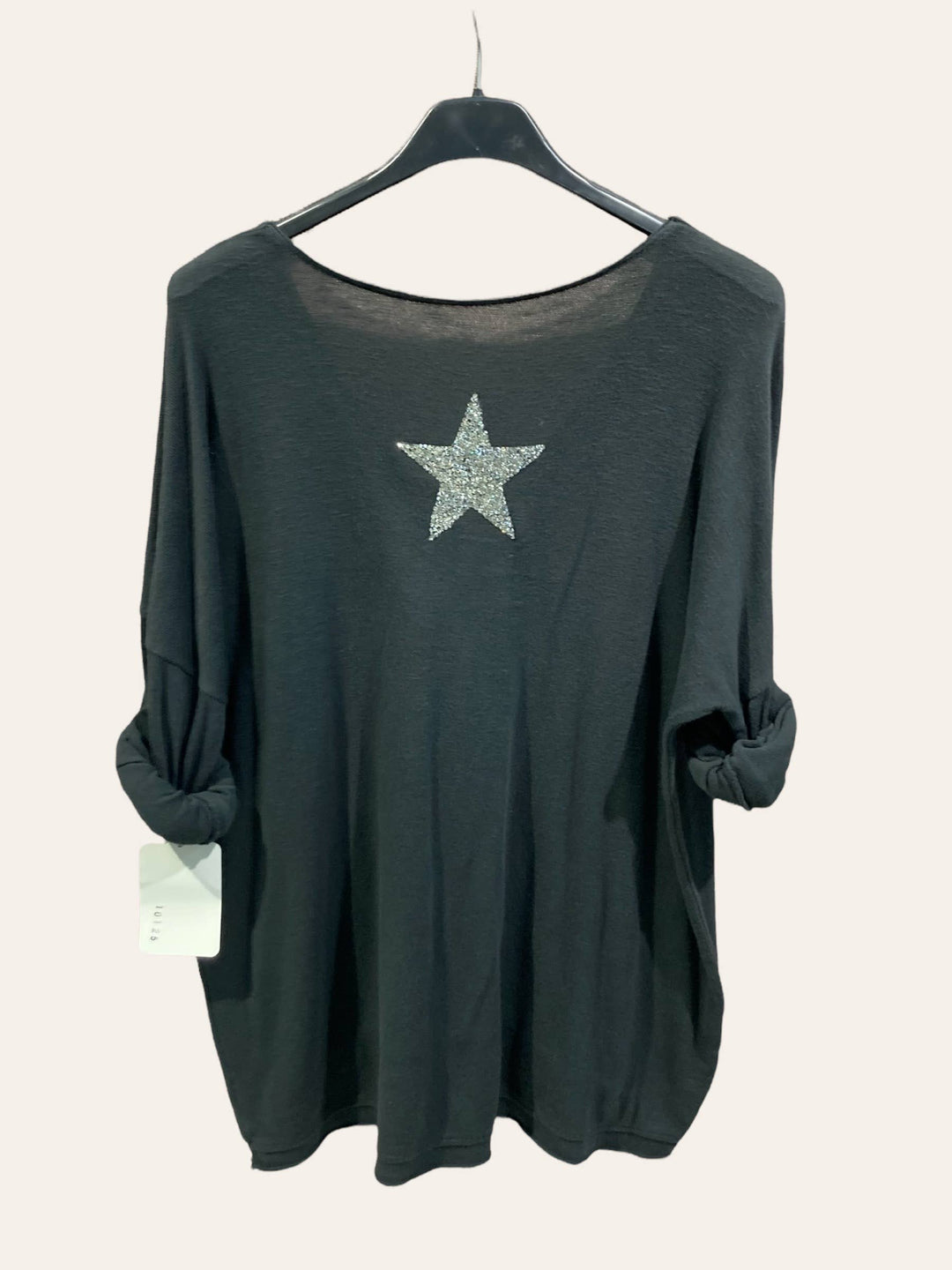 Cotton top with a rhinestone star : JEAN BLUE