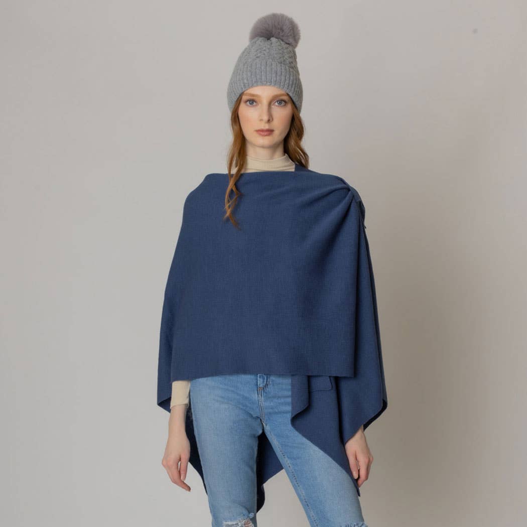 Ruana with Shoulder Strap: GRY