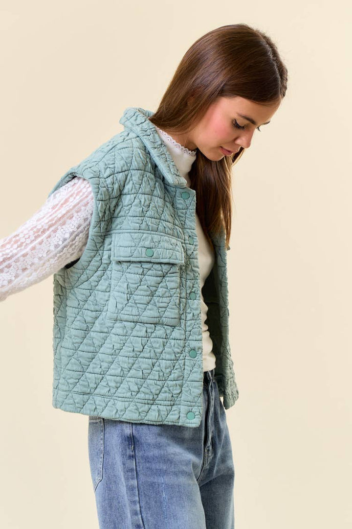 Doe and Rae - QUILTED POINT COLLAR FLAP PATCHED POCKET VEST - 10626J-1: OAT / L