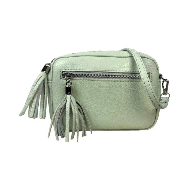 Leather shoulder bag with fringes: Toupe