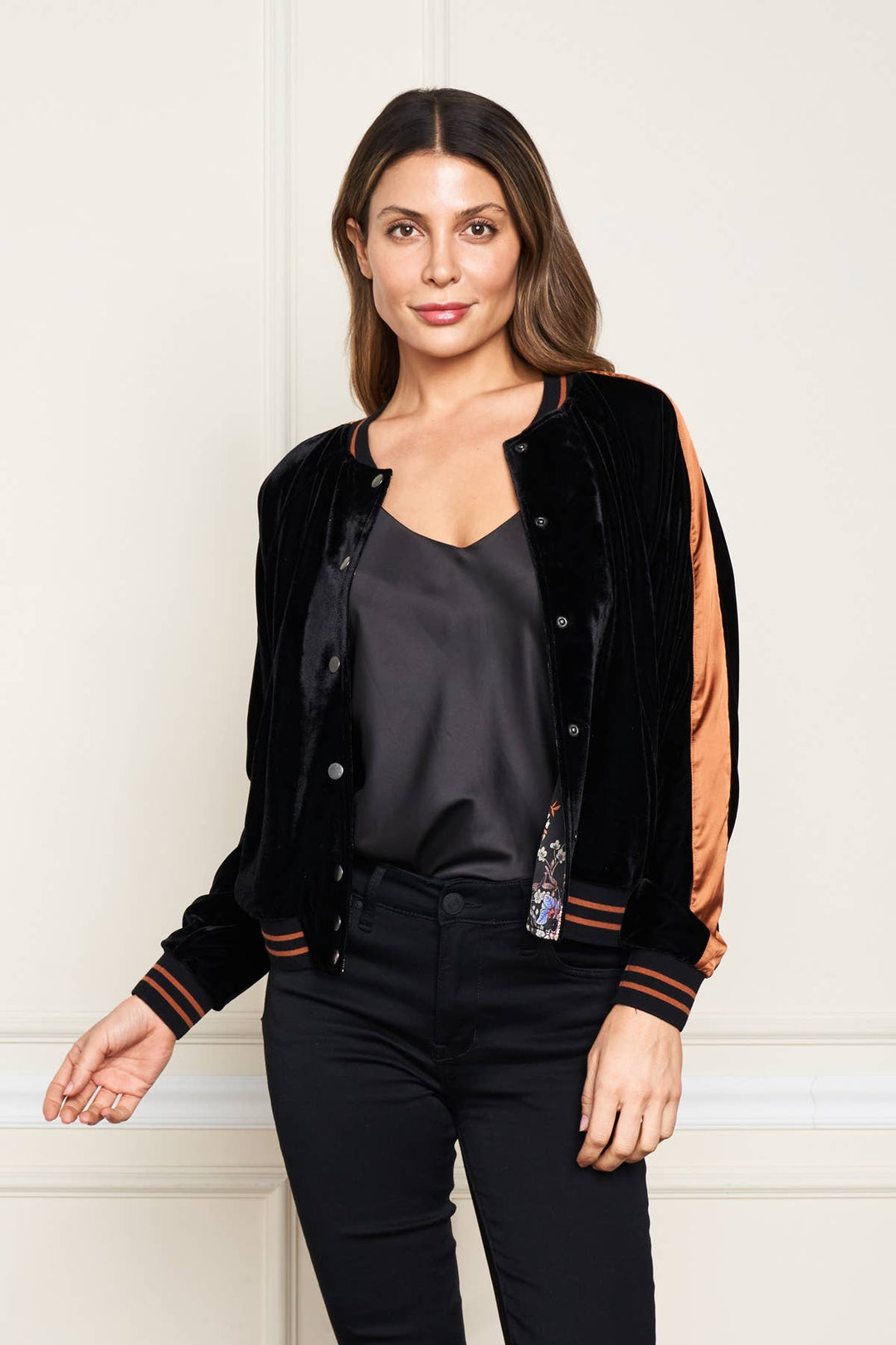 5714-MAJ Velvet Baseball Jkt: Black/ S