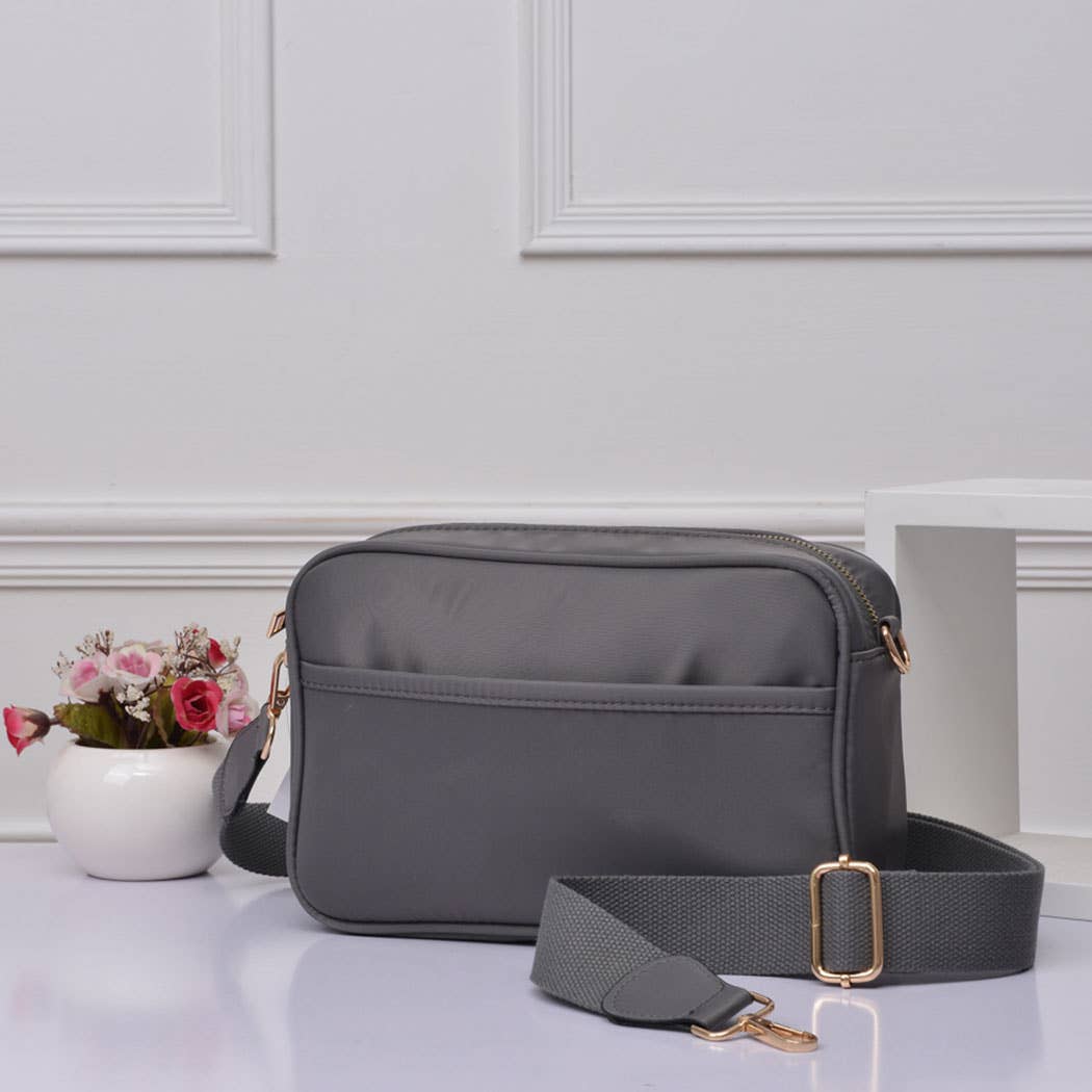 Crossbody Bag: / PINK
