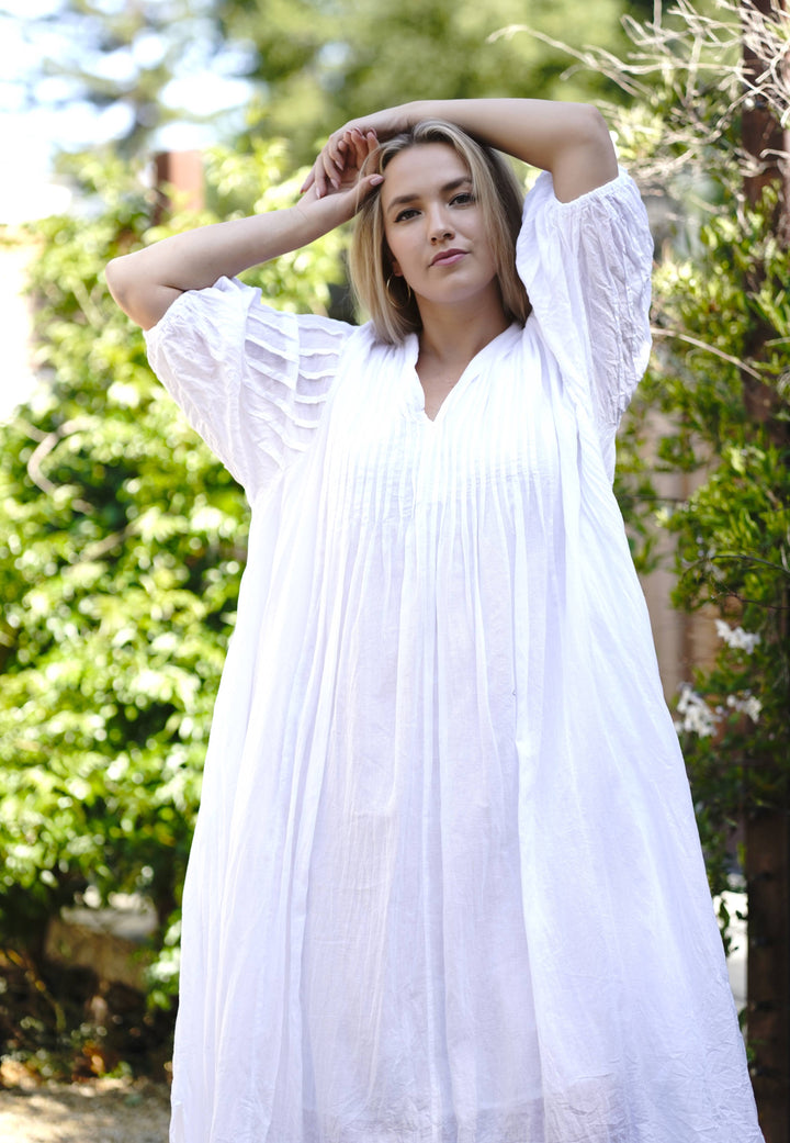 Zing Dress : White / S/M