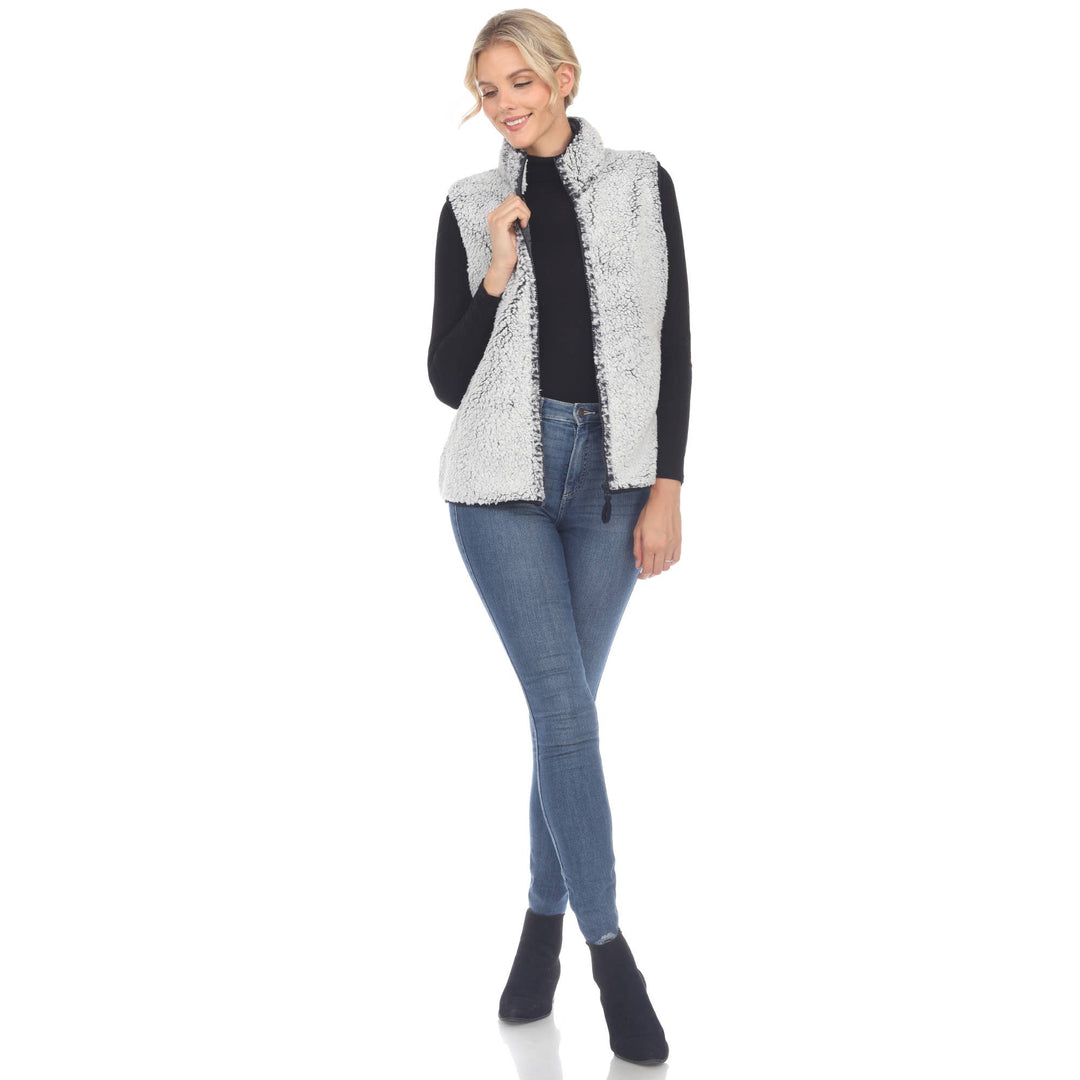 Zip up sherpa vest: Black / L