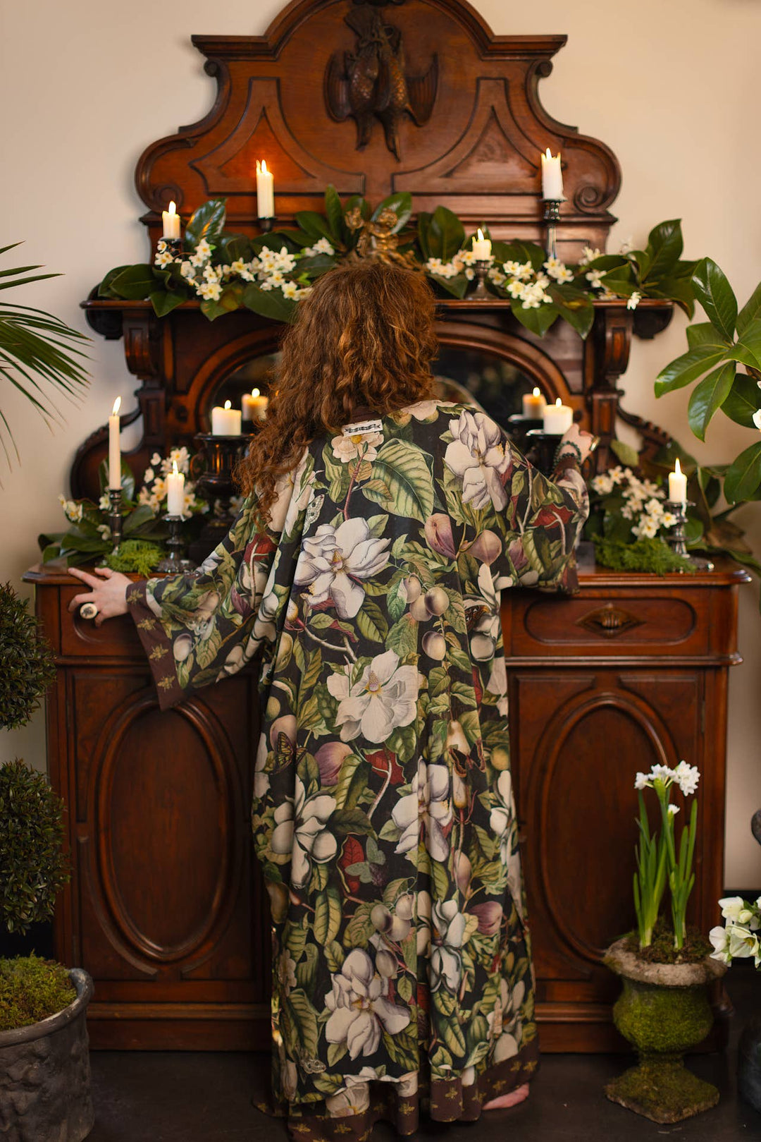 Fleur De Lune Opera  Kimono / Florals & Bees