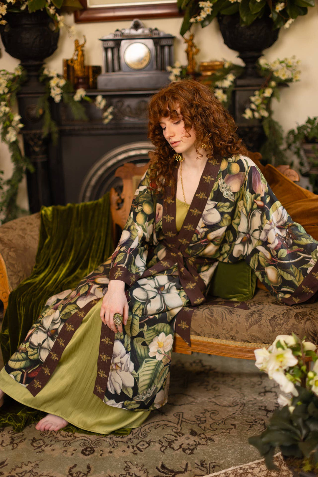 Fleur De Lune Opera  Kimono / Florals & Bees