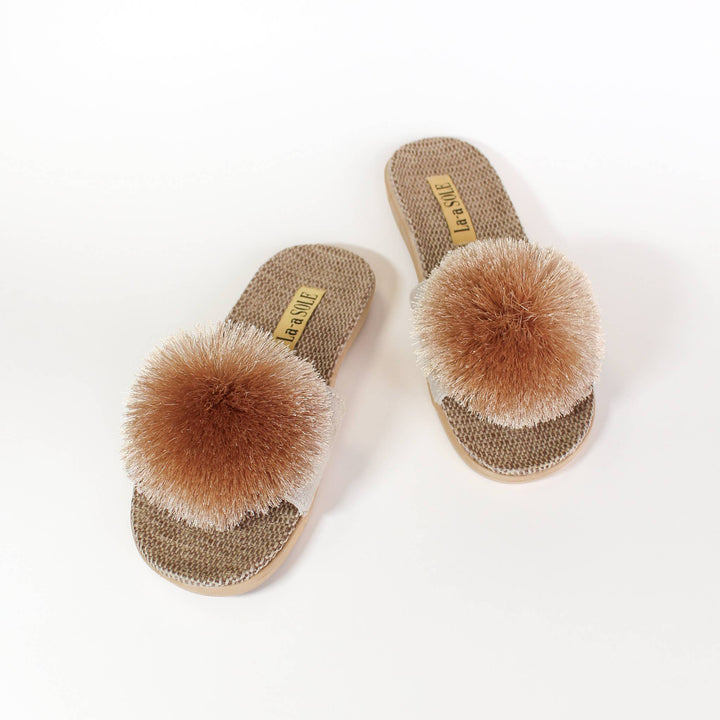 Pom Pom Champagne Slide