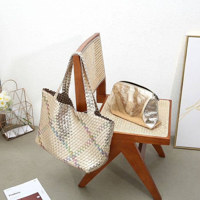 PEACH ACCESSORIES - 60262  Bag in Bag Large Weave tote bag: Gold