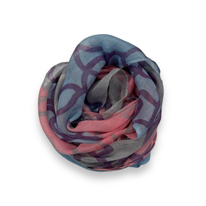 Random line on scarf: Blue