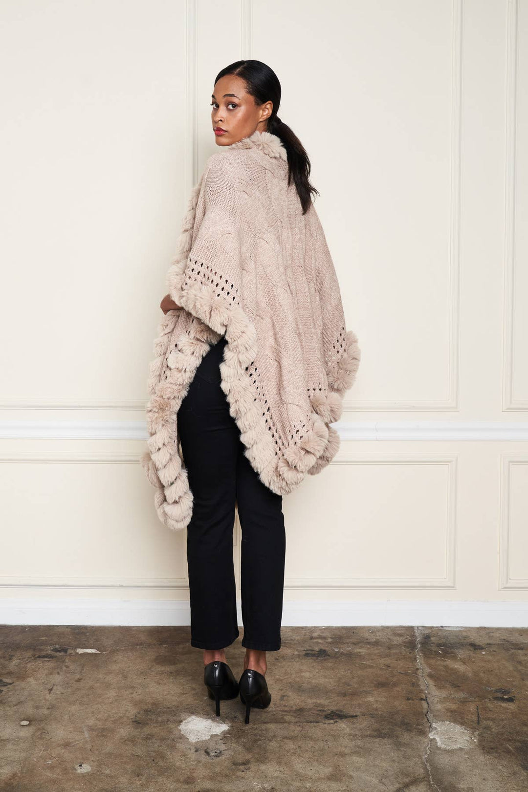 Faux Fur Trim Wrap: Black