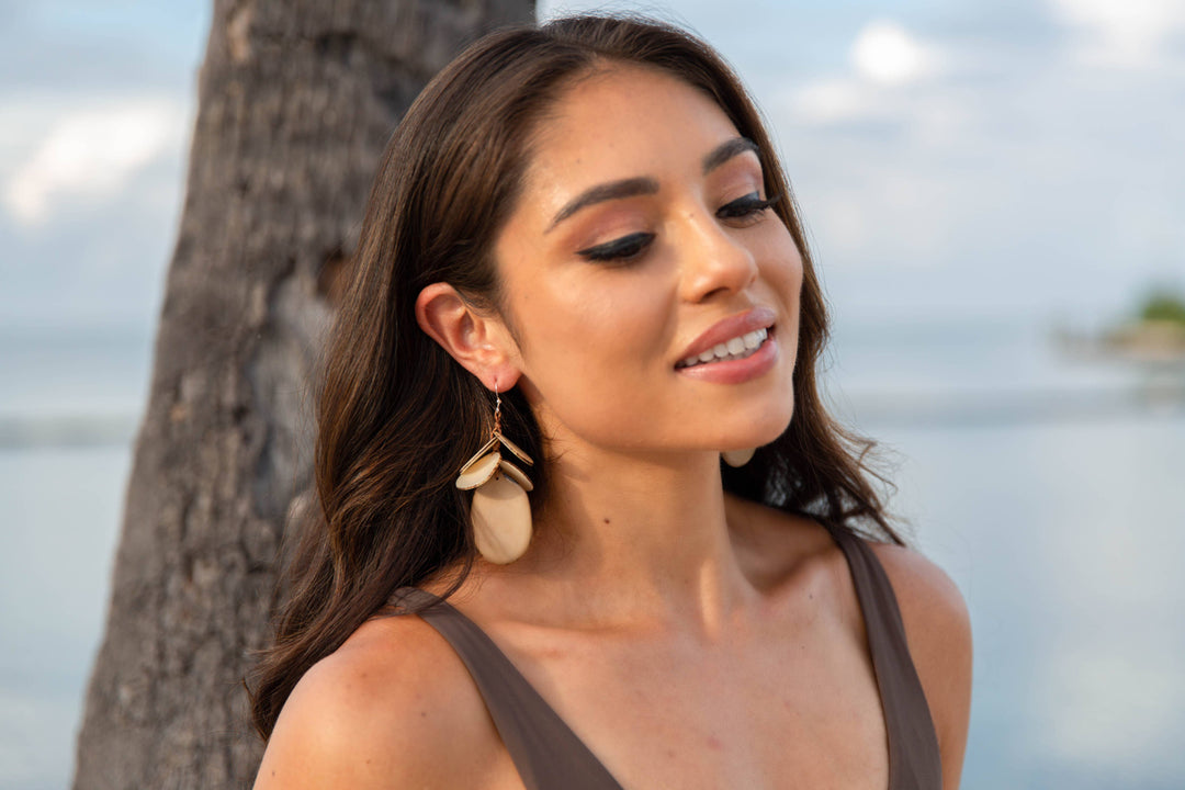Jordin Earrings: Burgundy/Cafe con Leche