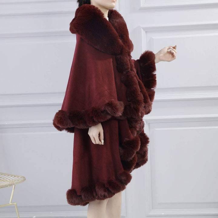 PE371 Double layer fur trimmed capes: Black