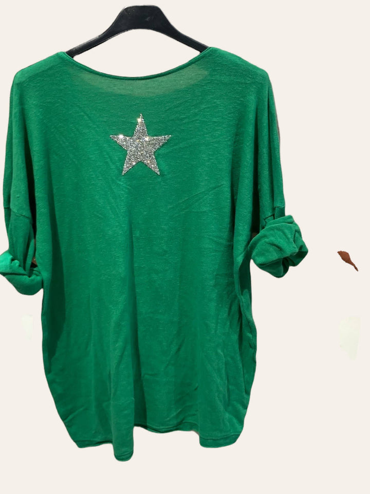 Cotton top with a rhinestone star : JEAN BLUE