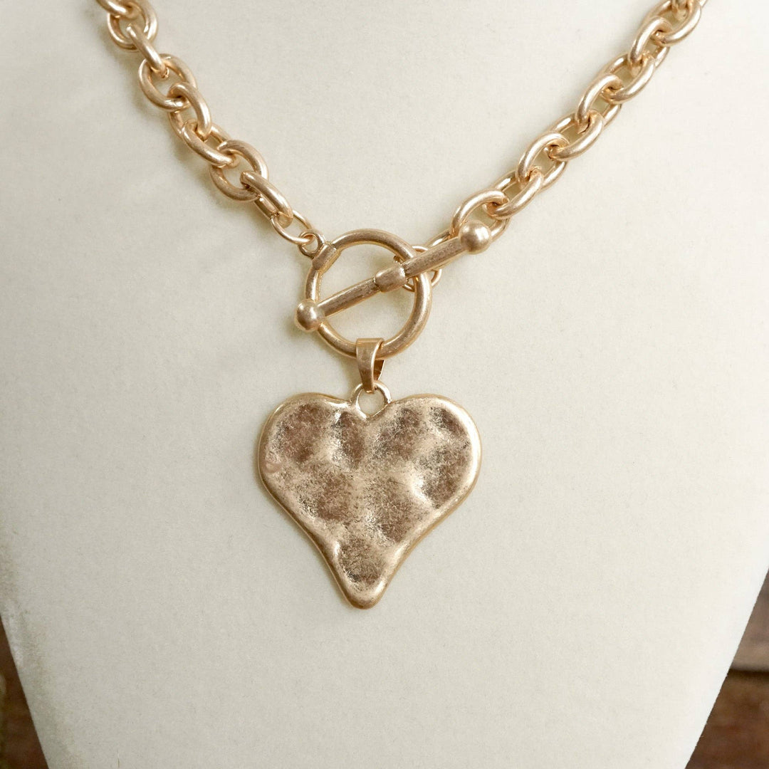 Hammered Heart Front Toggle Neck –Gold