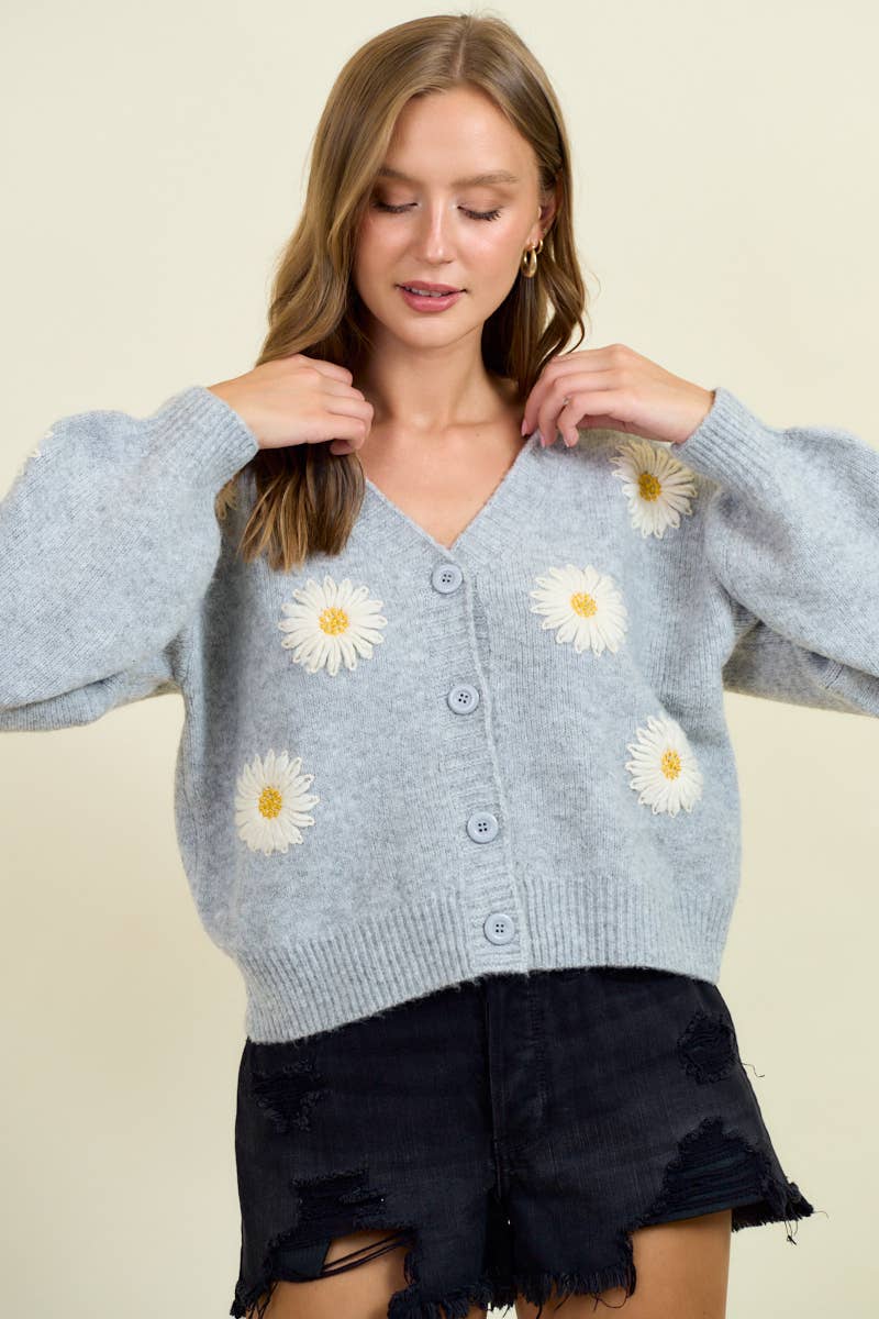 Doe and Rae - FLORAL APPLIQUE BUTTON DOWN SWEATER CARDIGAN - 10786J: GREY / S