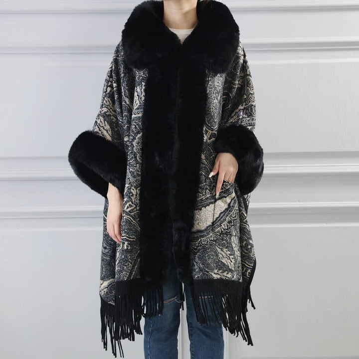 PE361 Paisley print cape: Black